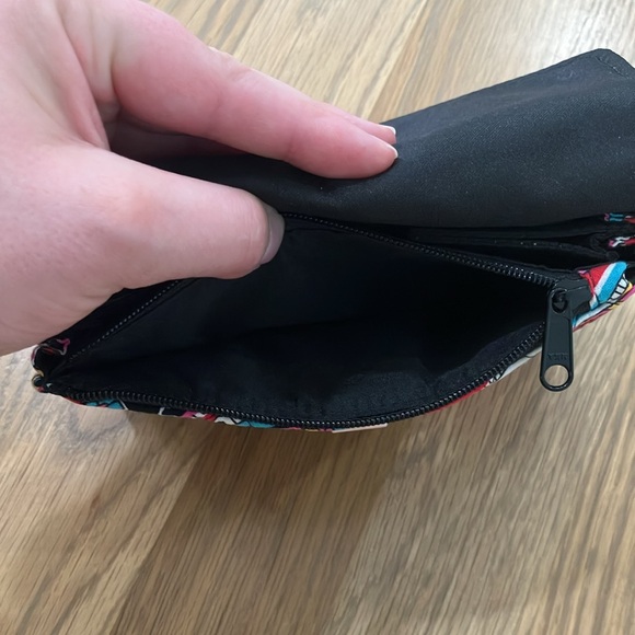 Vera Bradley Women's Parisian Paisley Turn Lock Envelope Short Wallet Wristlet - Picture 10 of 10